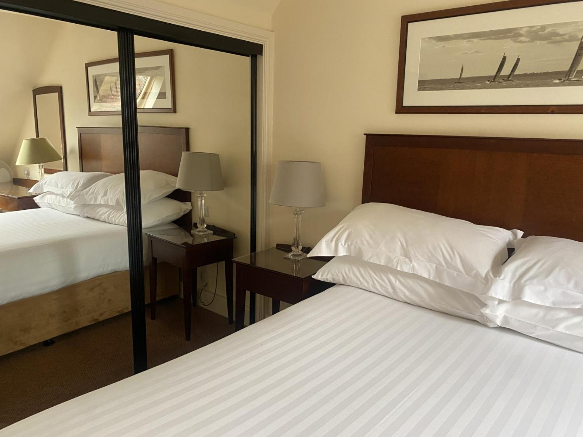 แมคโดนัลด์ เอลเมอร์ คอร์ต โฮเต็ล แอนด์ รีสอร์ต Hotel ลีมิงตัน ภายนอก รูปภาพ
